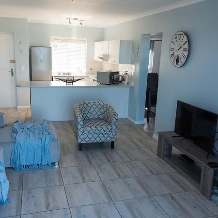 Whale View Self Catering Apartment Hermanus Luaran gambar