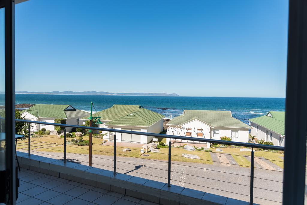 Whale View Self Catering Apartment Hermanus Luaran gambar