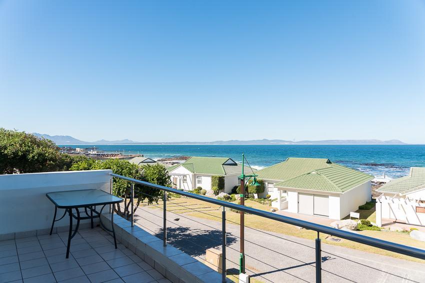 Whale View Self Catering Apartment Hermanus Luaran gambar